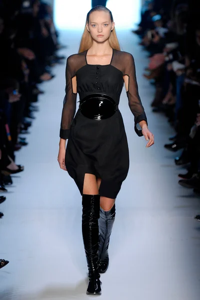 Look 5